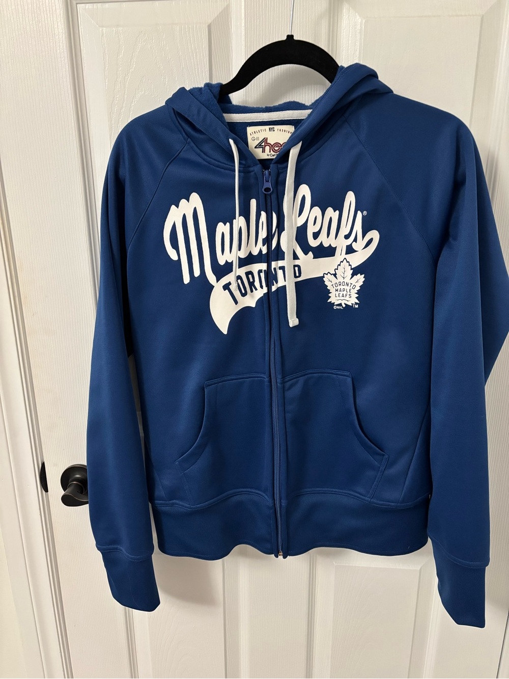 NWOT TORONTO MAPLE LEAFS HOODIE